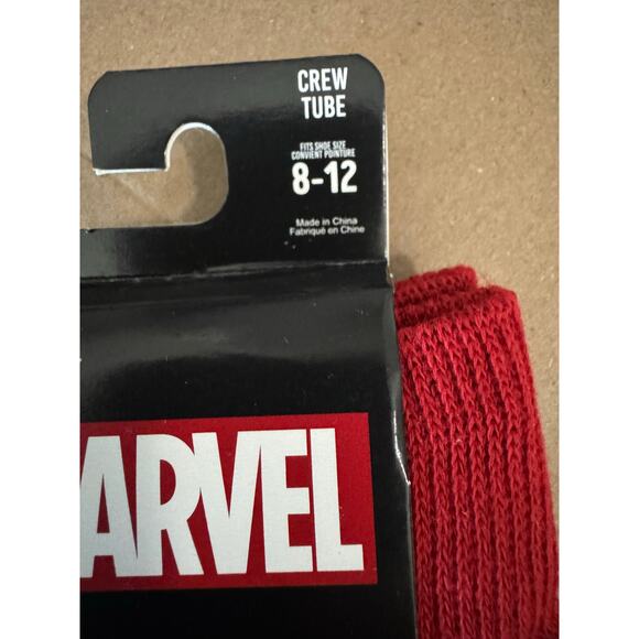 MARVEL Logo Crew Tube Socks NEW Fits Men's Shoe Size 8 - 12 - Picture 4 of 4